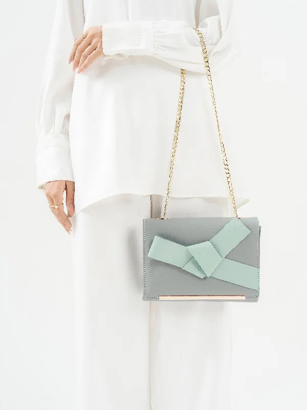 Knotted Clutch Stylish Bags At Unbeatable Prices