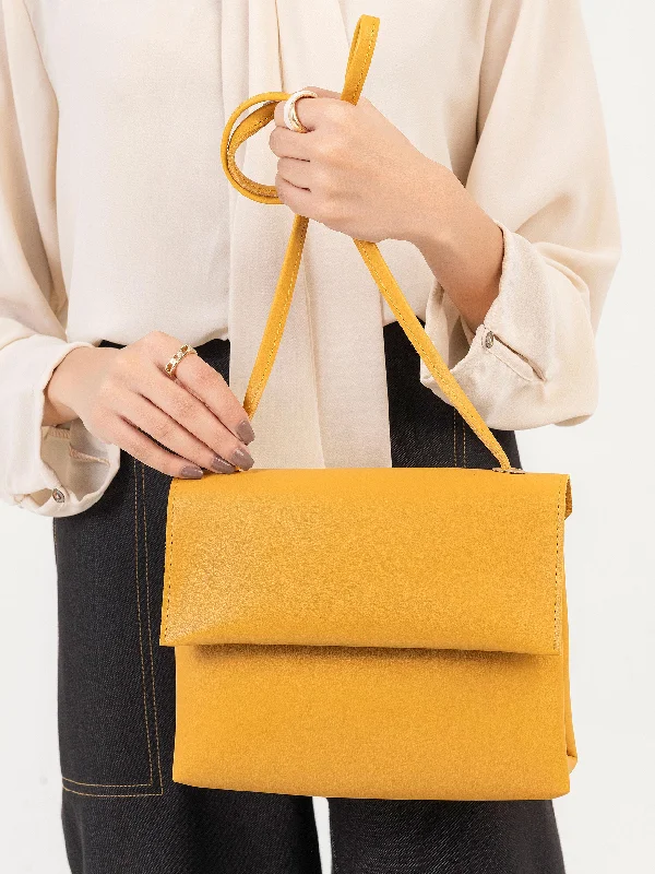 Casual Clutch Elegant Totes At Limited-Time Prices