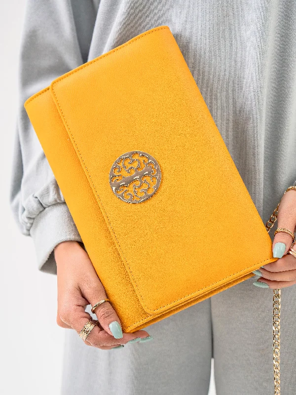 Casual Clutch Stylish Handbags At Unbeatable Discounts
